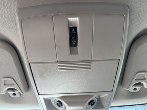 Used 2020 Dodge Journey Crossroad w/ Popular Equipment Group FWD image 31