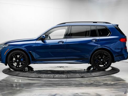 Used 2022 BMW X7 M50i w/ Dynamic Handling Package AWD/4WD image 5
