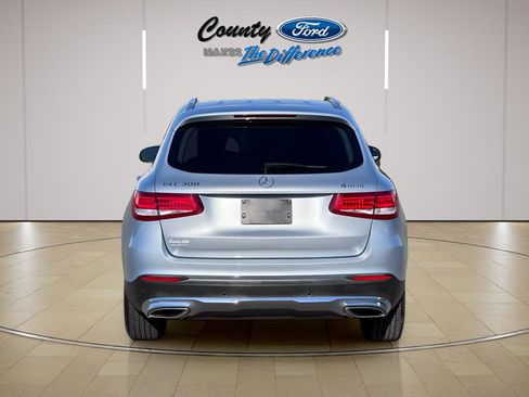 Used 2016 Mercedes-Benz GLC 300 4MATIC image 4