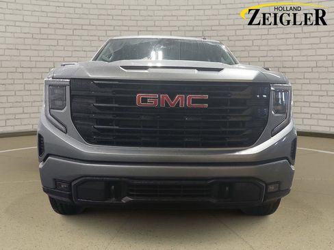 New 2026 GMC Sierra 1500 Elevation AWD/4WD image 2