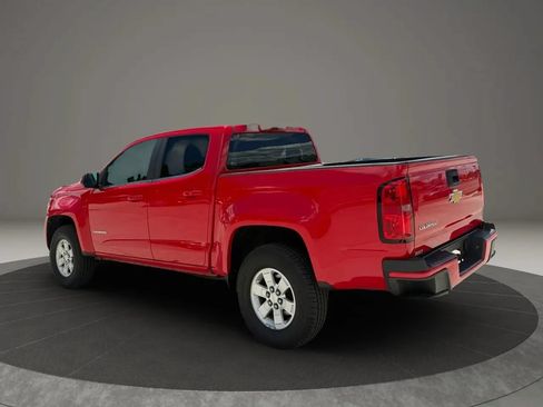Used 2018 Chevrolet Colorado W/T w/ WT Convenience Package RWD image 4