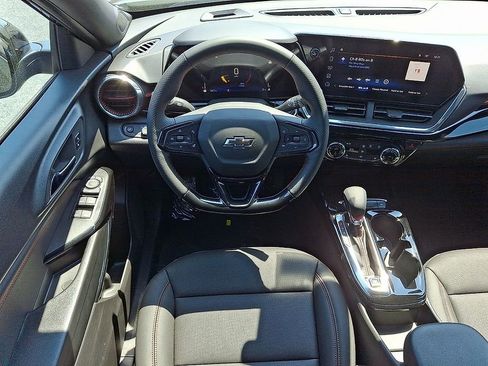 New 2026 Chevrolet Trax RS w/ Driver Confidence Package FWD image 7