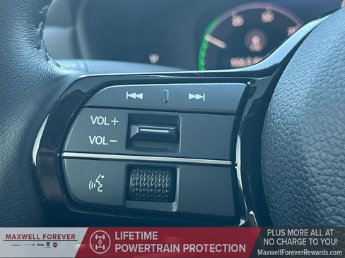 Used 2024 Honda Accord Touring image 11