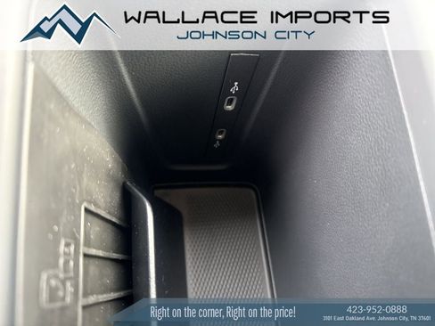 New 2026 Volkswagen Tiguan SE image 33