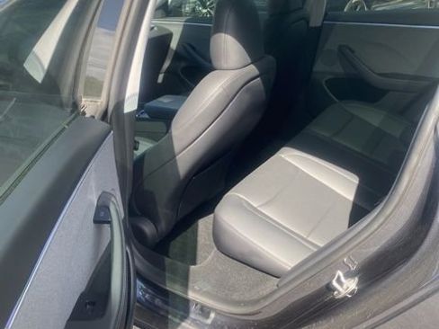 Used 2024 Tesla Model 3 Standard Range RWD image 8