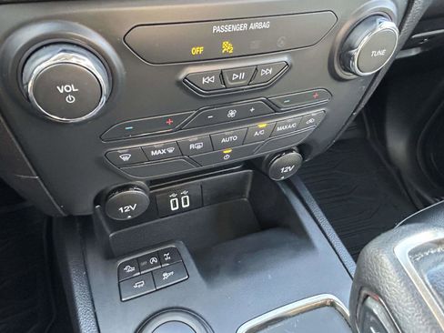 Used 2022 Ford Ranger XLT w/ Tremor Off-Road Package image 23