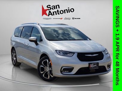 New 2026 Chrysler Pacifica Pinnacle