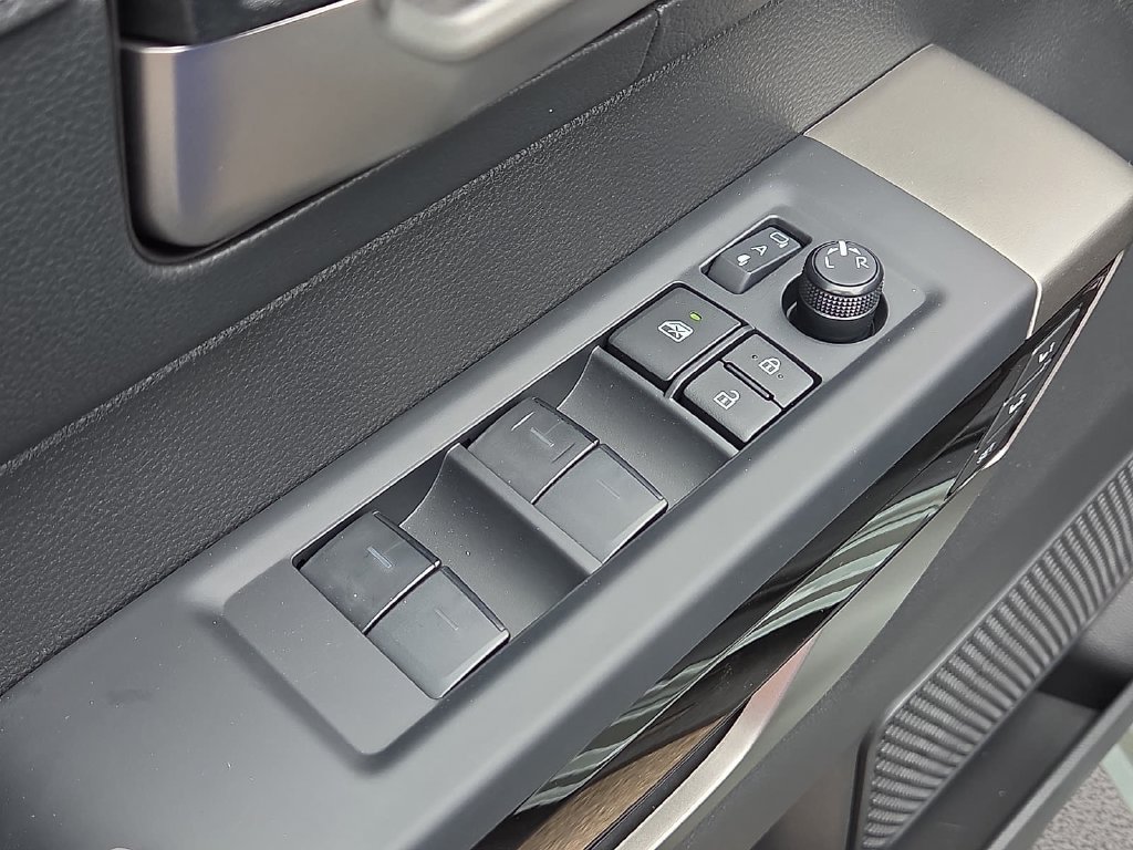 New 2026 Toyota Tundra Limited AWD/4WD image 18
