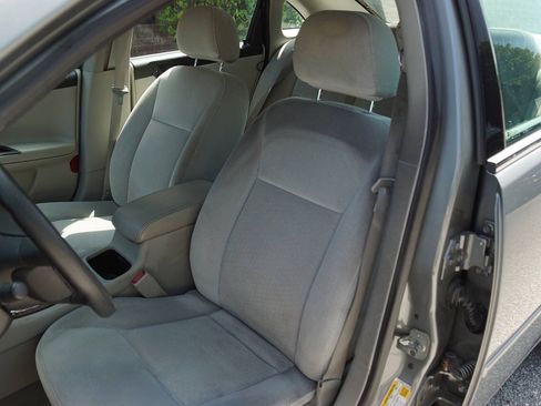 Used 2007 Chevrolet Impala LS FWD image 25