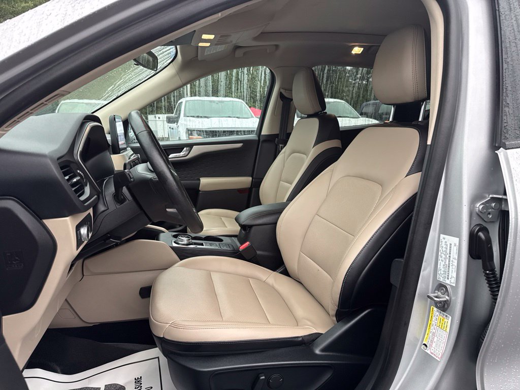 Used 2020 Ford Escape SEL FWD image 9