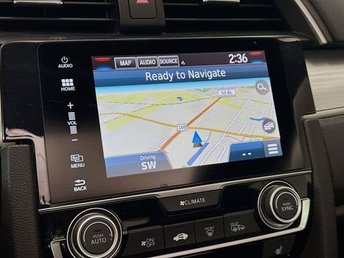 Used 2017 Honda Civic Touring image 15