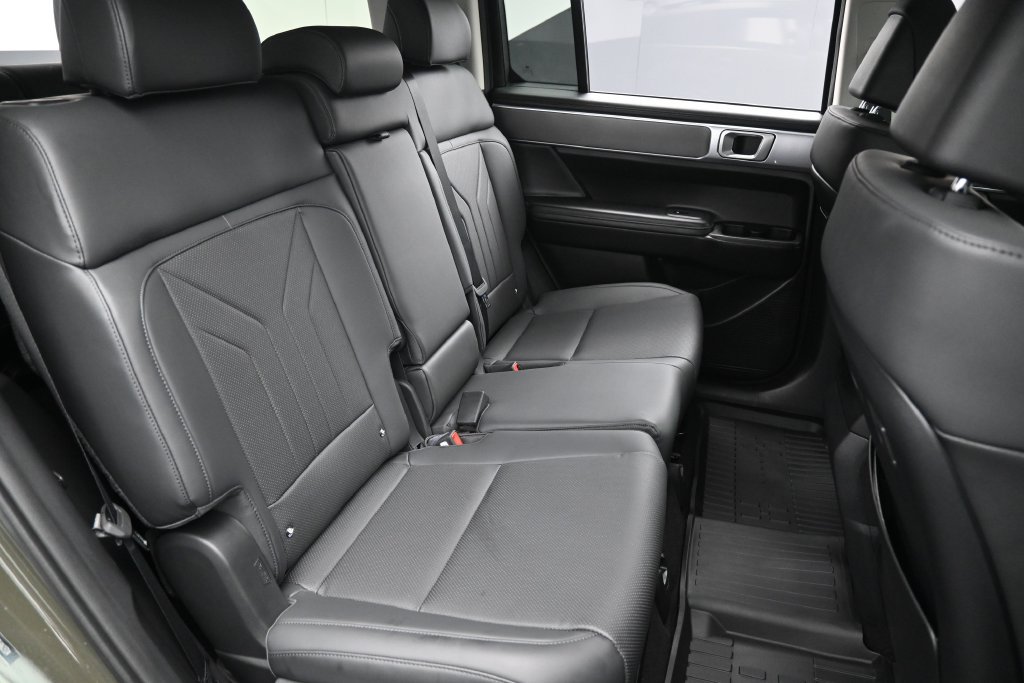 Used 2026 Hyundai Santa Fe SEL FWD image 28