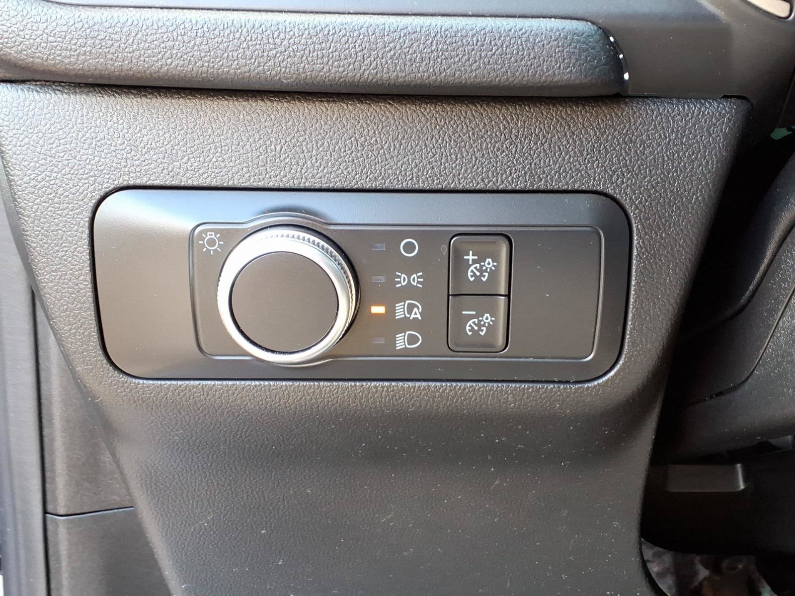 Used 2022 Ford Escape SE FWD image 21