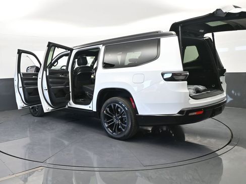 New 2026 Jeep Grand Wagoneer L Summit AWD/4WD image 77