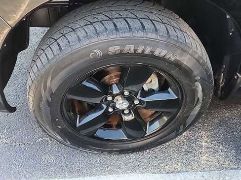 Used 2014 RAM 1500 Express w/ Black Ram 1500 Express Group RWD image 7