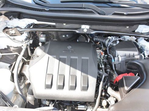 Used 2024 Mitsubishi Eclipse Cross SE image 14