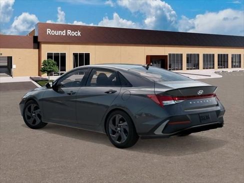 New 2026 Hyundai Elantra Sport FWD image 5