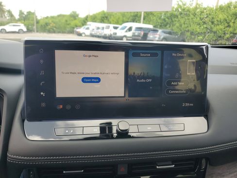 New 2025 Nissan Rogue Platinum image 14