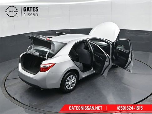 Used 2015 Toyota Corolla L image 46