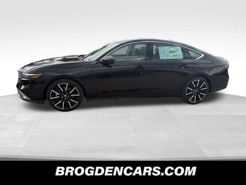 New 2026 Honda Accord Touring image 5