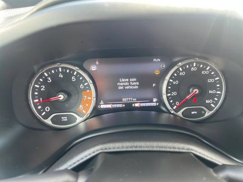 Used 2021 Jeep Renegade Latitude AWD/4WD image 14