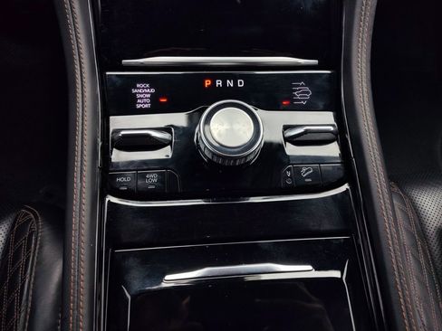 Used 2021 Jeep Grand Cherokee L Summit image 10