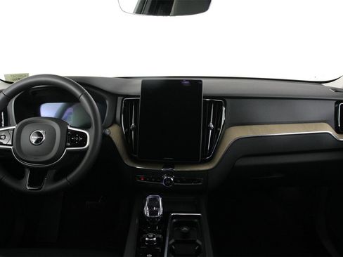 New 2026 Volvo XC60 B5 Plus w/ Climate Package image 5