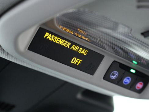 Used 2024 Chevrolet Trax LS image 21