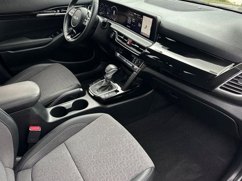 Used 2024 Kia Seltos S image 16