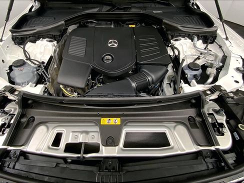 New 2025 Mercedes-Benz GLC 300 4MATIC image 15