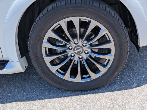 Used 2023 Nissan Armada Platinum w/ Captain's Chairs Package AWD/4WD image 11