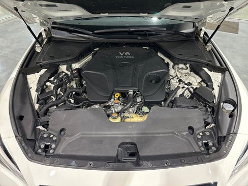 Used 2018 INFINITI Q50 Red Sport 400 RWD image 9