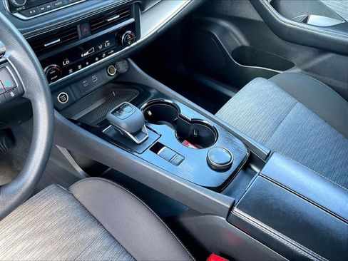 Certified 2023 Nissan Rogue SV AWD/4WD image 20