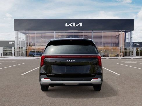 New 2026 Kia Carnival LXS FWD image 4
