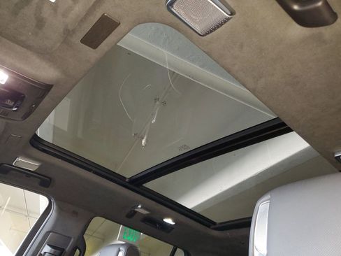 New 2026 Cadillac Escalade V w/ LPO, ONYX Package AWD/4WD image 18