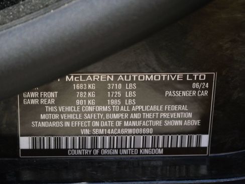 Used 2024 McLaren 750S RWD image 40