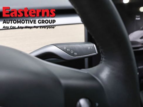 Used 2023 Tesla Model 3 Standard Range image 13