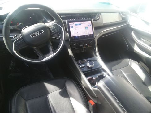 Used 2022 Jeep Grand Cherokee Limited 4xe image 14