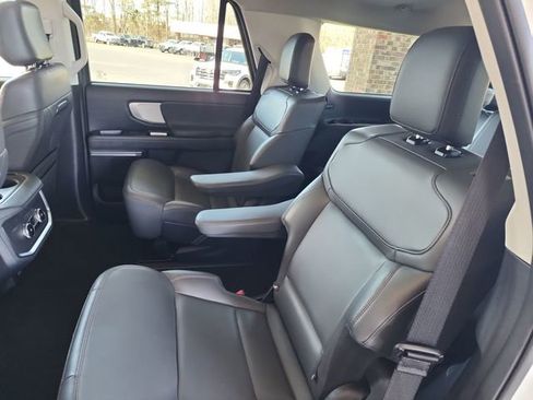 Used 2025 Ford Expedition Active image 20