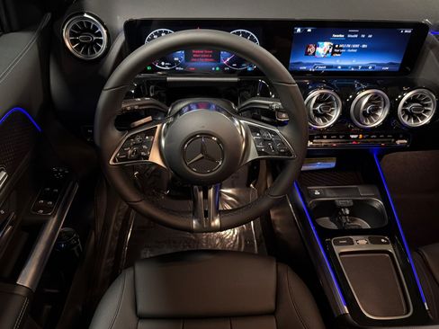 New 2026 Mercedes-Benz GLA 250 image 13