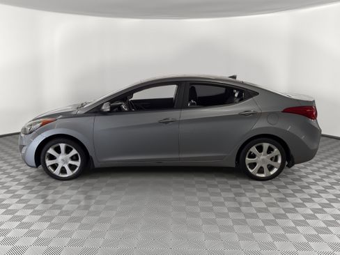 Used 2012 Hyundai Elantra Limited FWD image 2