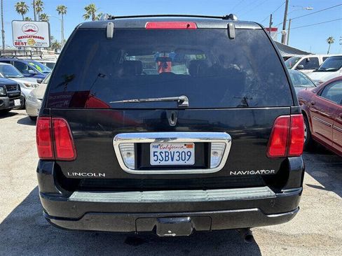 Used 2006 Lincoln Navigator Ultimate image 7