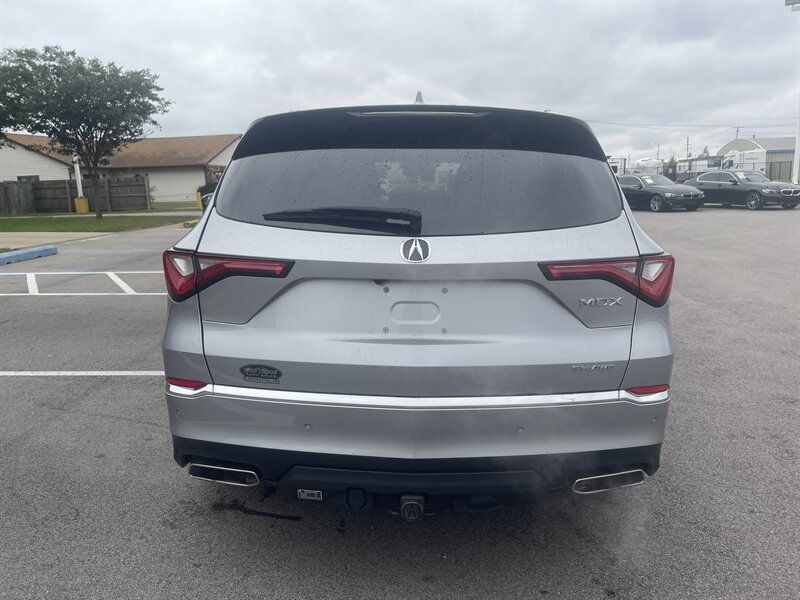 Used 2024 Acura MDX w/ Advance Package AWD/4WD image 4
