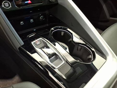 Certified 2025 Audi Q5 Premium w/ Convenience Package image 14