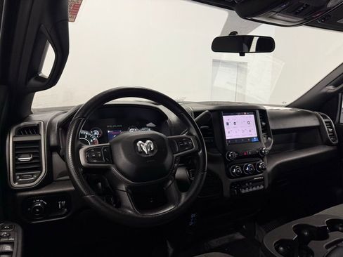 Used 2024 RAM 2500 Tradesman w/ Chrome Appearance Group image 23