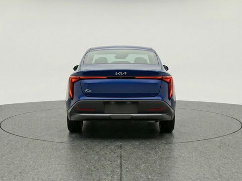 Used 2025 Kia K4 LXS image 7