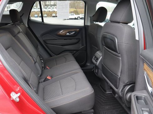 Used 2020 GMC Terrain SLE w/ Driver Convenience Package image 16