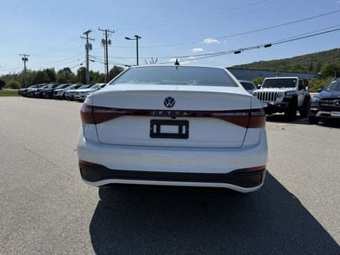 New 2025 Volkswagen Jetta Sport image 6