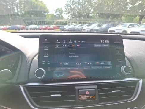 Used 2022 Honda Accord EX-L image 25