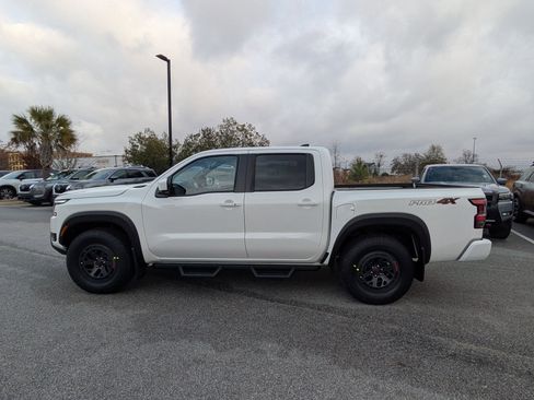 New 2026 Nissan Frontier PRO-4X w/ Pro Premium Package AWD/4WD image 7